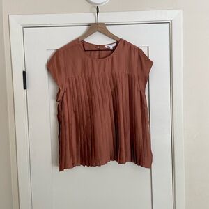 DR2 Mauve Cap Sleeve Pleated Blouse